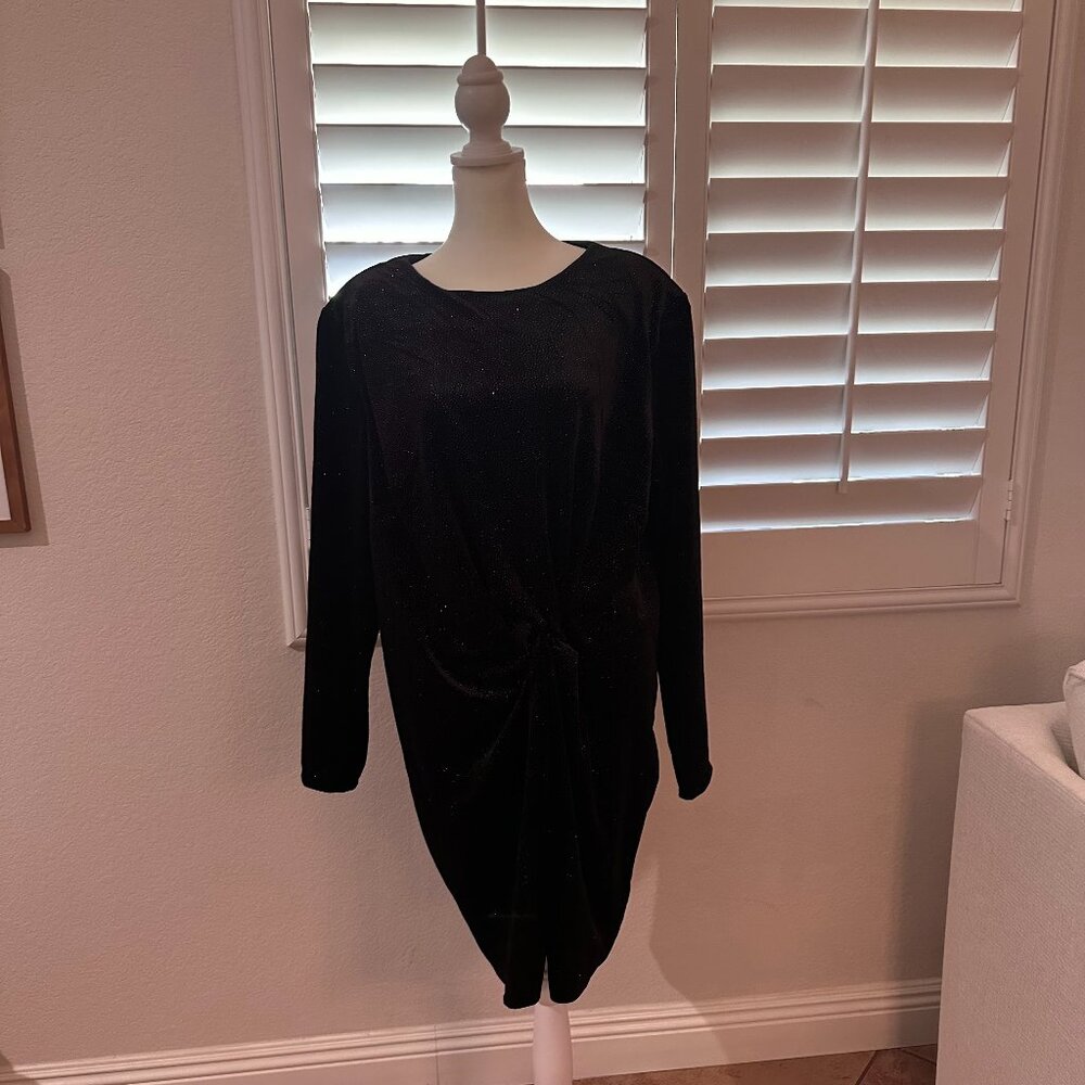 H&M Women Black Dress w/Embedded Glitter Gold.